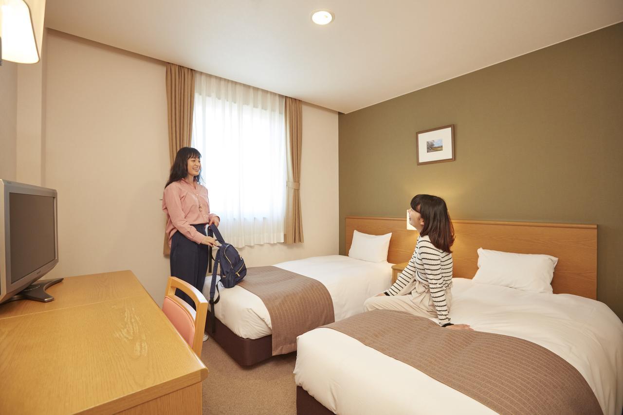 Hotel Folkloro Takahata Экстерьер фото