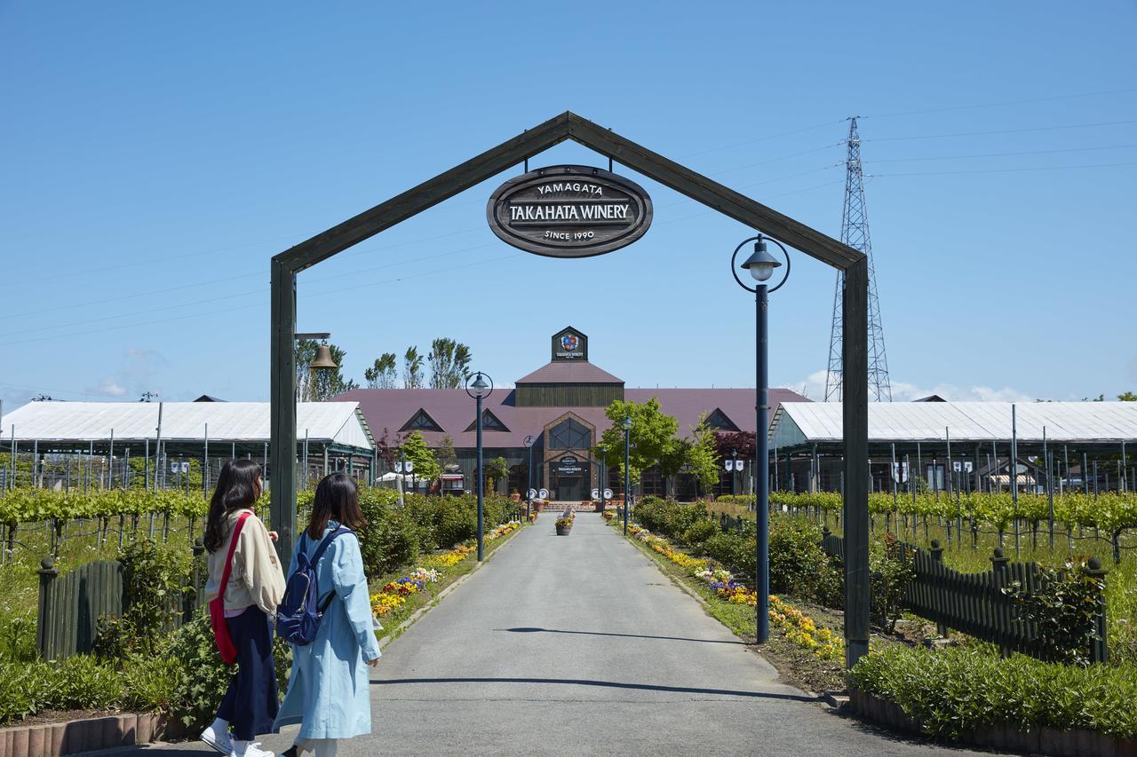 Hotel Folkloro Takahata Экстерьер фото